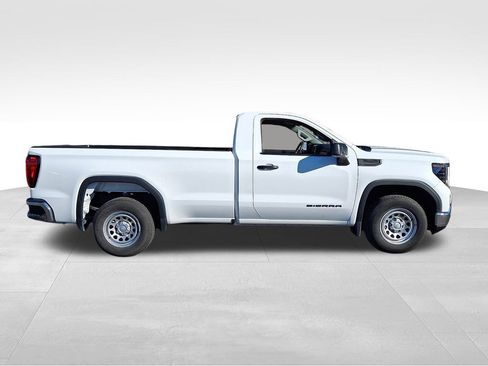 Used 2024 GMC Sierra 1500 Pro w/ Convenience Package image 7