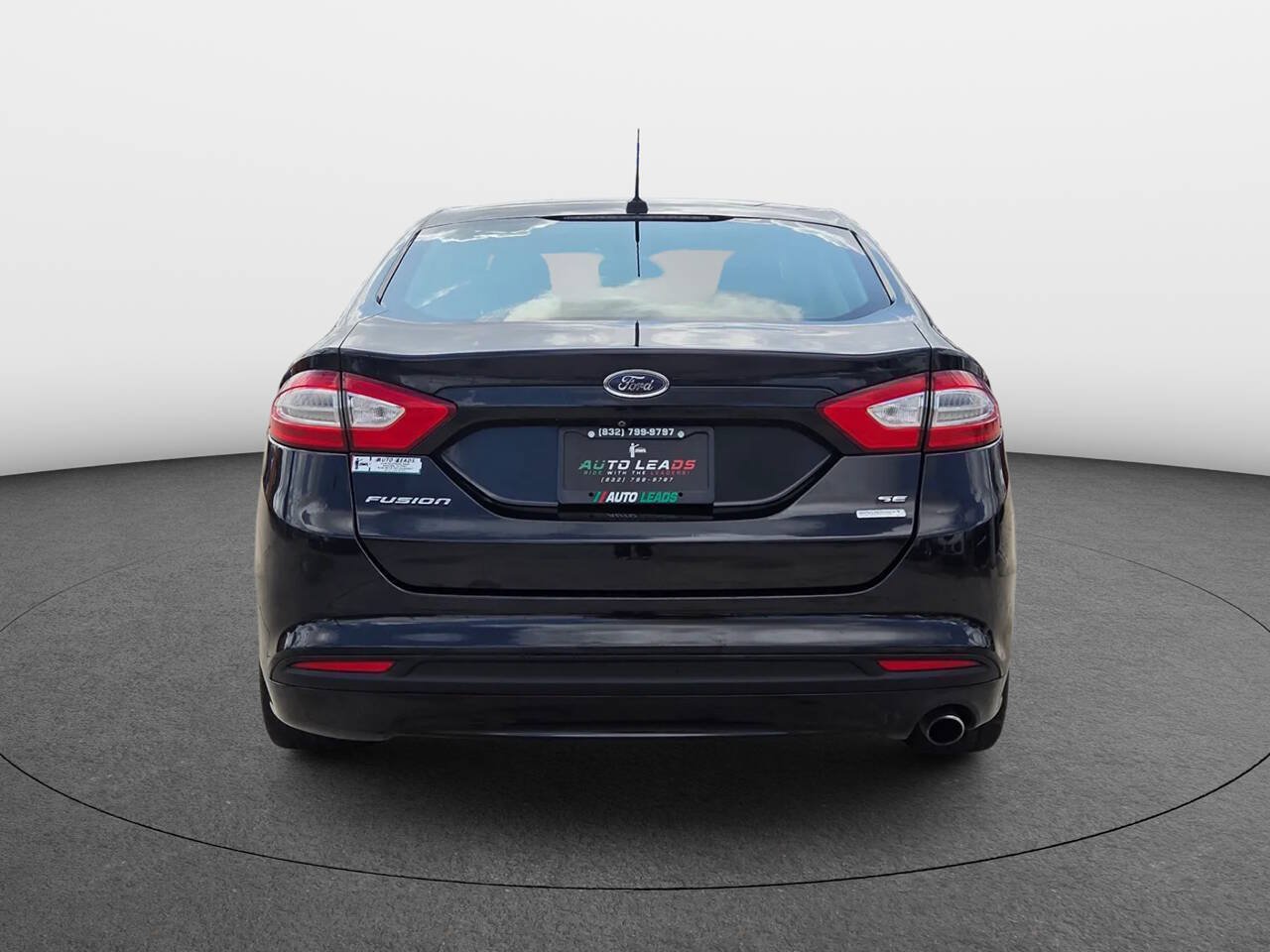 Used 2015 Ford Fusion SE w/ Equipment Group 202A FWD image 6