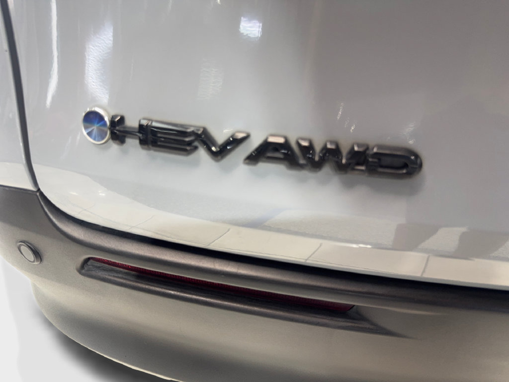 Used 2025 Toyota Sienna XLE Woodland Edition AWD/4WD image 25