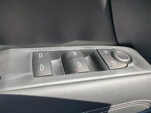 New 2025 GMC Terrain Elevation w/ Elevation Premium Package image 28