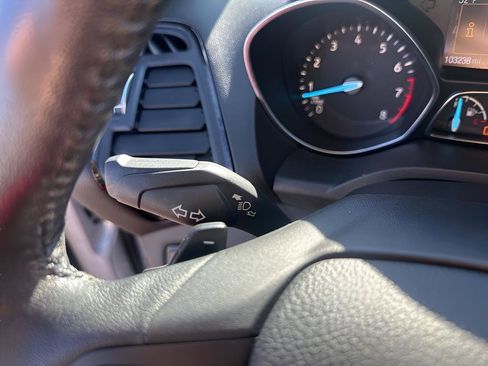 Used 2017 Ford Escape Titanium image 29