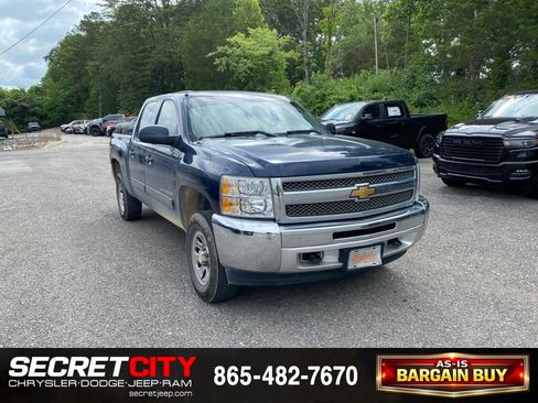 Used 2012 Chevrolet Silverado 1500 LT AWD/4WD image 3