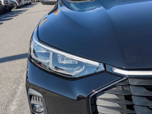 New 2026 Ford Escape SE w/ PHEV Premium Package image 10