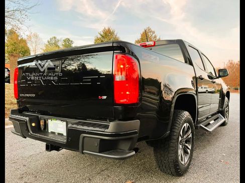 Used 2022 Chevrolet Colorado Z71 image 11