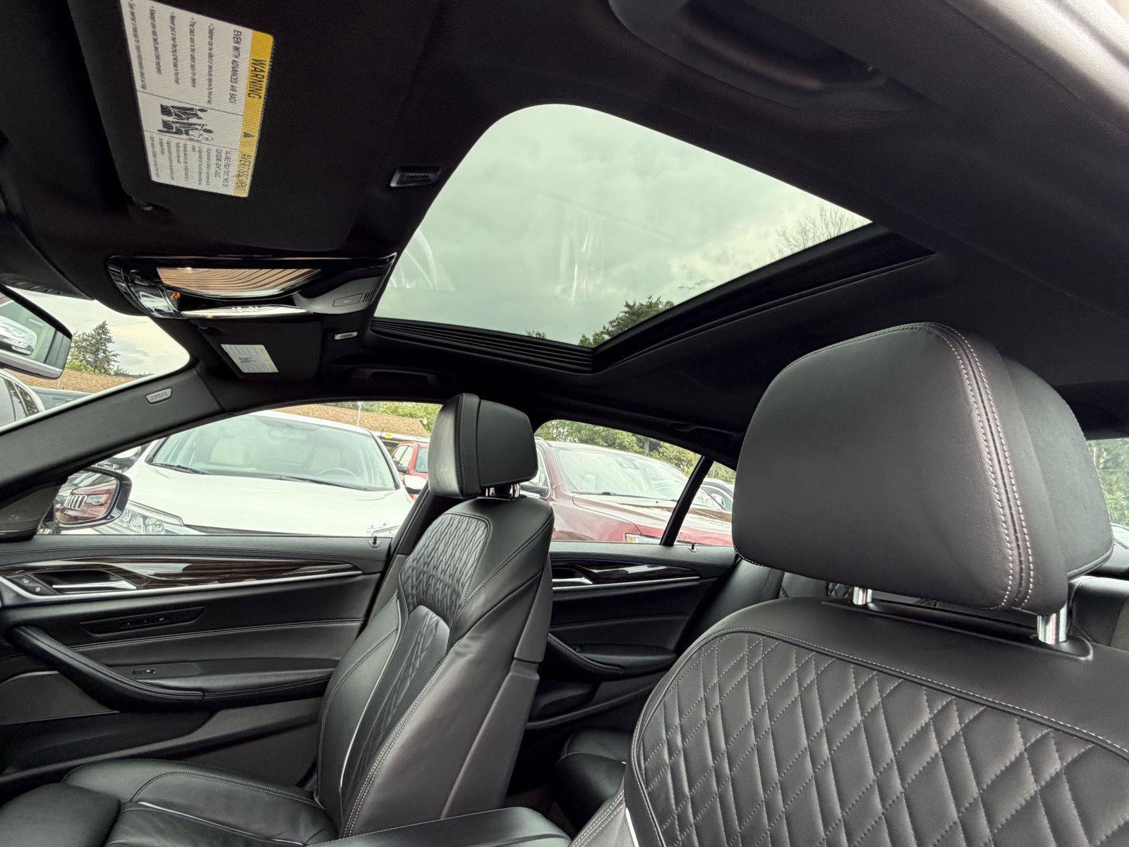 Used 2018 BMW M550i xDrive AWD/4WD image 24