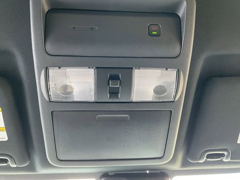 Used 2024 Nissan Frontier PRO-4X w/ Pro Convenience Package image 34