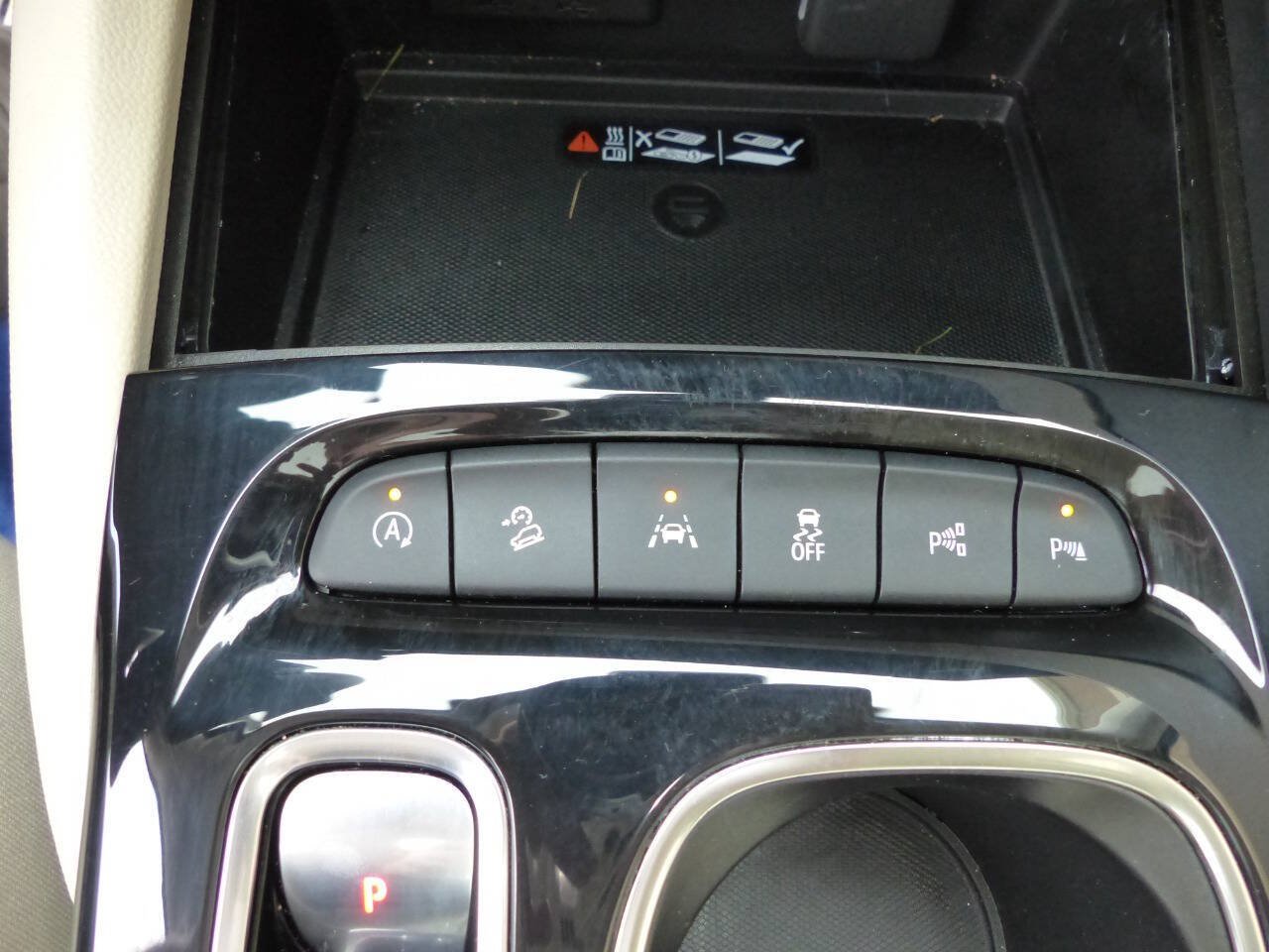 Used 2023 Buick Envision Avenir AWD/4WD image 38