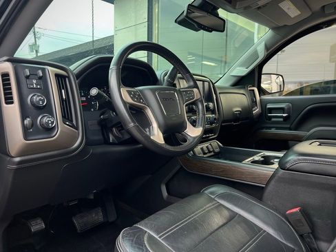 Used 2017 GMC Sierra 1500 Denali w/ Denali Ultimate Package image 15