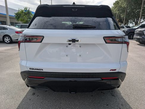 New 2026 Chevrolet Equinox RS w/ Convenience Package III FWD image 7