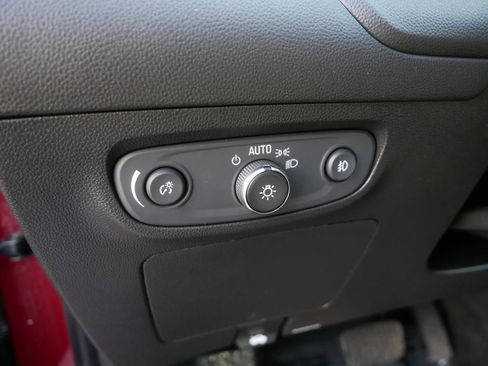Used 2023 Buick Encore GX Preferred w/ Cold Weather Comfort Package AWD/4WD image 15