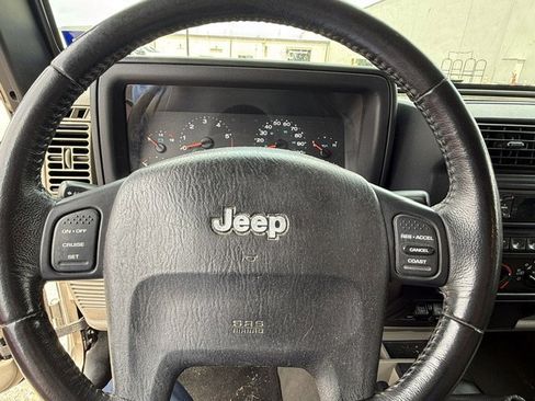 Used 2006 Jeep Wrangler Unlimited image 21