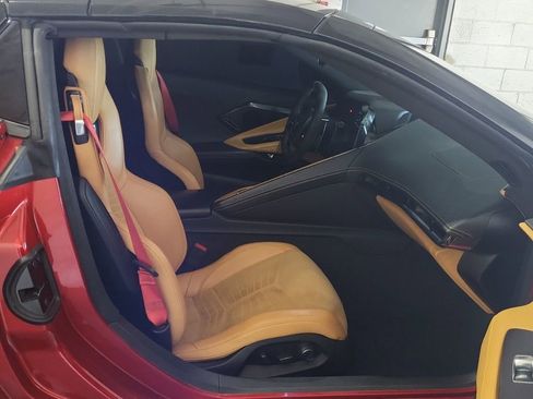 Used 2023 Chevrolet Corvette Stingray Premium Conv w/ Z51 Performance Package RWD image 3