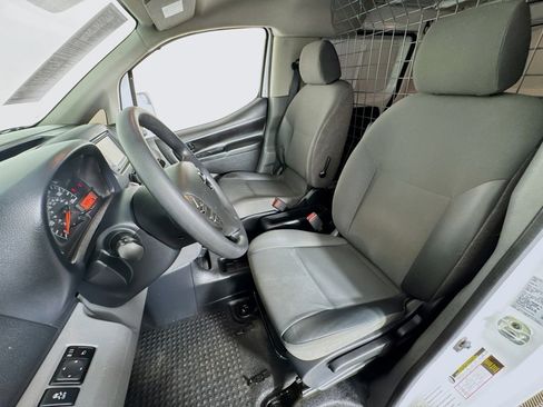 Used 2021 Nissan NV200 SV image 11