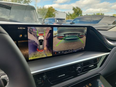 New 2026 INFINITI QX80 Luxe w/ Cargo Package image 18