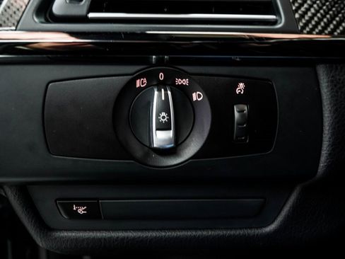 Used 2017 BMW M6 Coupe image 36