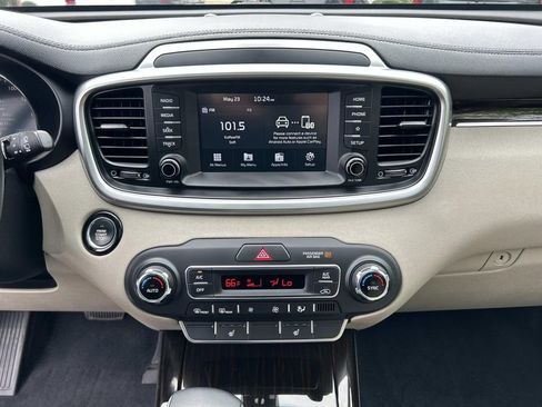 Used 2020 Kia Sorento EX AWD/4WD image 26