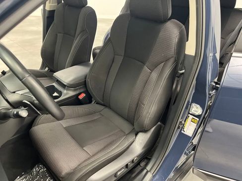 Used 2023 Subaru Outback Premium image 10