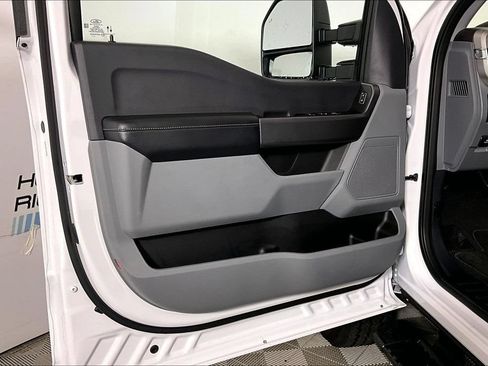 Used 2024 Ford F250 XL w/ STX Appearance Package AWD/4WD image 18