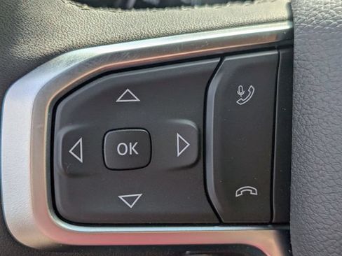 New 2026 RAM 1500 4x4 Crew Cab image 14
