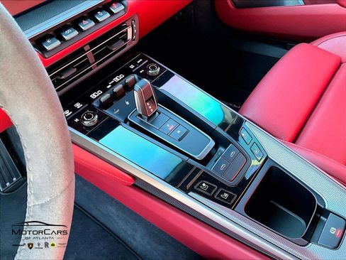 Used 2024 Porsche 911 Targa 4S image 18