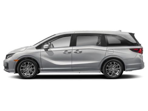 New 2026 Honda Odyssey Touring image 2