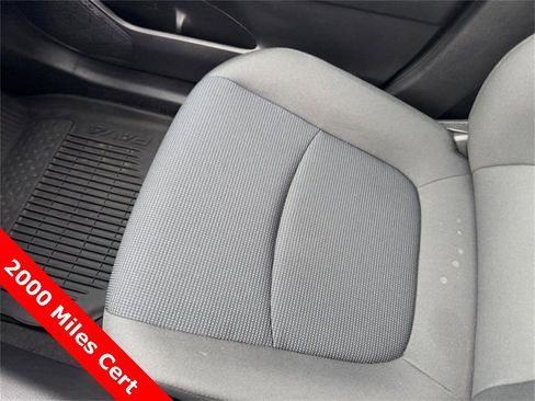 Used 2022 Toyota RAV4 LE image 27