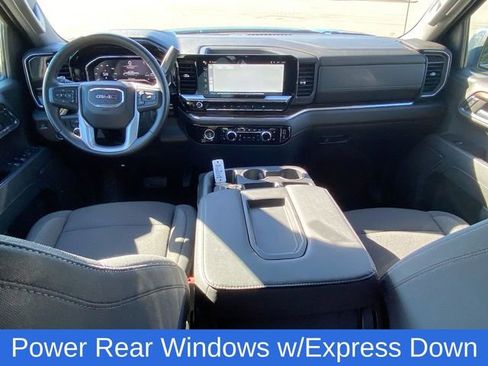 Used 2024 GMC Sierra 1500 SLE image 21
