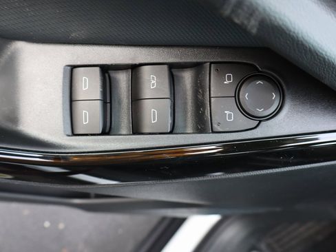 New 2026 Chevrolet Equinox LT w/ Convenience Package II image 16