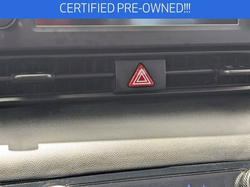 Used 2025 Hyundai Elantra Sport FWD image 22