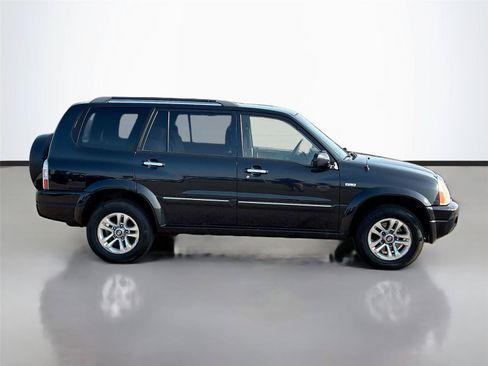 Used 2005 Suzuki XL7 4WD image 15