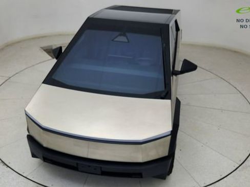 Used 2024 Tesla Cybertruck AWD Crew Cab image 73