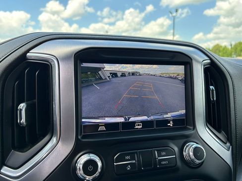 Used 2021 GMC Sierra 1500 SLT w/ SLT Premium Package AWD/4WD image 22