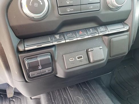 Used 2022 GMC Sierra 3500 Pro w/ Gooseneck/5TH Wheel Package image 15