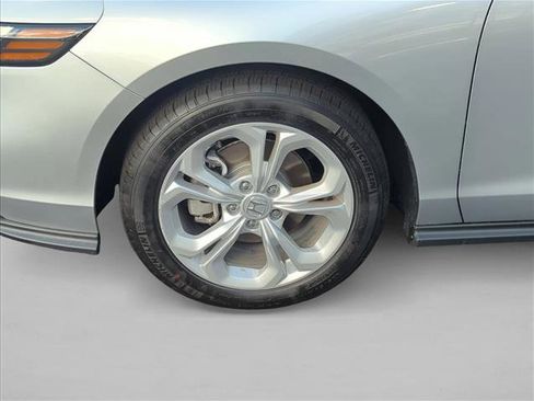 Used 2025 Honda Accord LX image 28