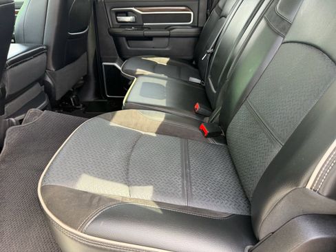 Used 2024 RAM 2500 Laramie AWD/4WD image 15