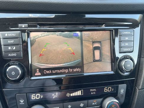 Used 2019 Nissan Rogue SV w/ Sun & Sound Touring Package AWD/4WD image 25