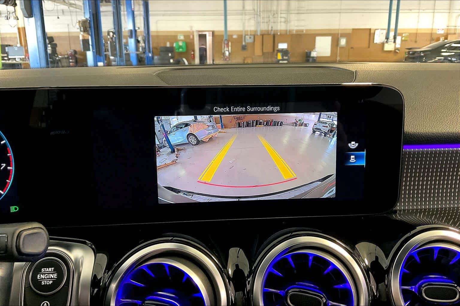 Used 2023 Mercedes-Benz GLB 250 image 26