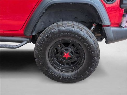 Used 2018 Jeep Wrangler Unlimited Sport S AWD/4WD image 14