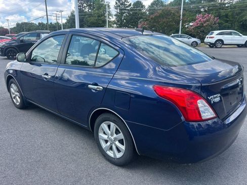 Used 2012 Nissan Versa SL w/ SL Tech Pkg image 7