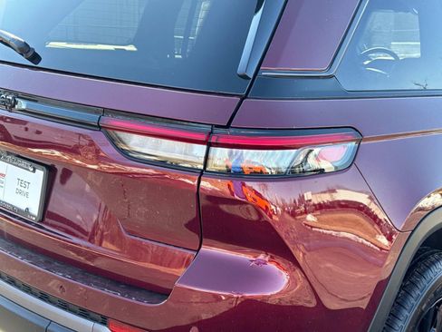New 2026 Jeep Grand Cherokee Altitude AWD/4WD image 12
