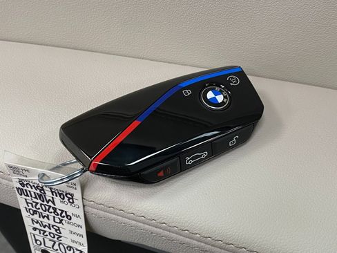 New 2026 BMW X7 M60i image 37