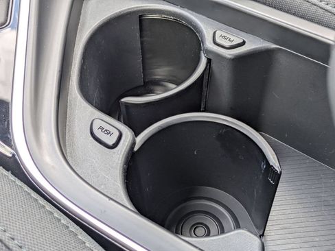 Used 2025 Kia Niro LX FWD image 18