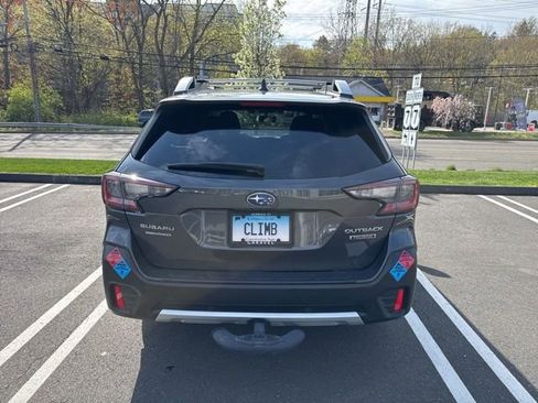 Used 2021 Subaru Outback Touring AWD/4WD image 18