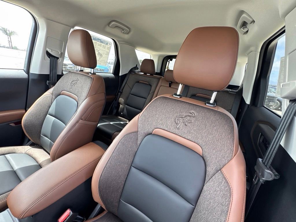 New 2026 Ford Bronco Sport Outer Banks w/ Outer Banks Tech Package+ AWD/4WD image 17