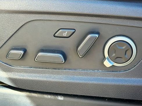 Used 2024 Hyundai Palisade Calligraphy image 26