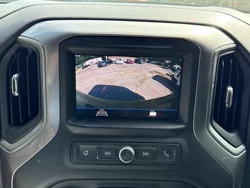 Used 2021 Chevrolet Silverado 1500 Custom AWD/4WD image 16