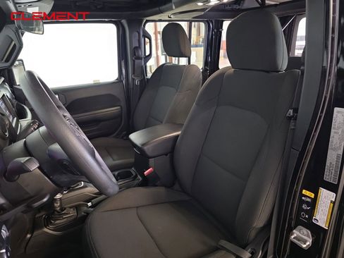 Used 2023 Jeep Wrangler Unlimited Sport AWD/4WD image 23
