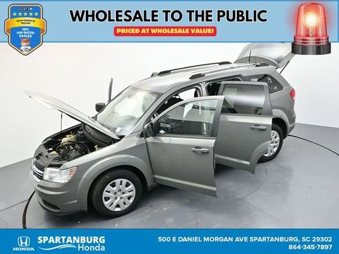 Used 2019 Dodge Journey SE image 46