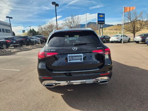 Used 2026 Mercedes-Benz GLC 300 4MATIC image 4