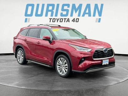 Used 2024 Toyota Highlander Platinum